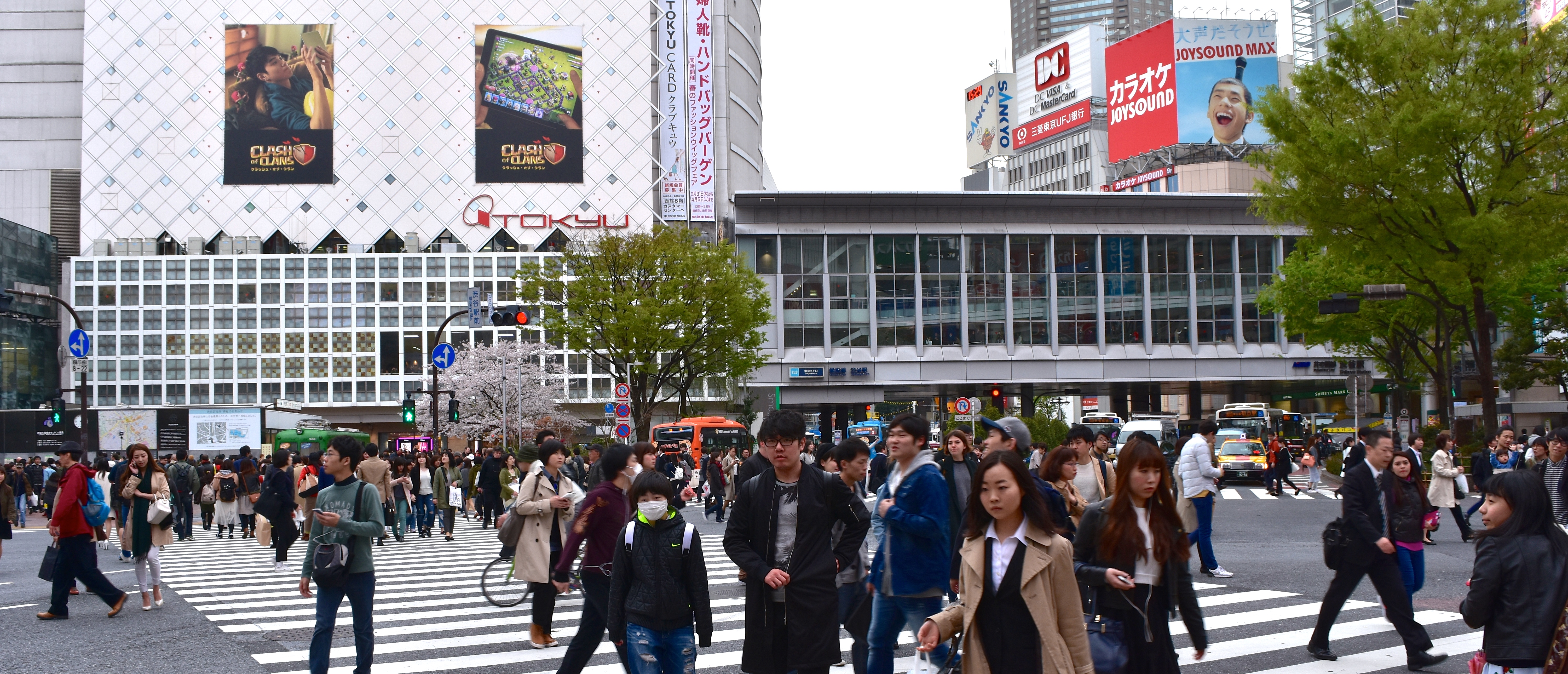 Shibya Crossing in Tokyo, Japan - Things That Surprised Me About Japan