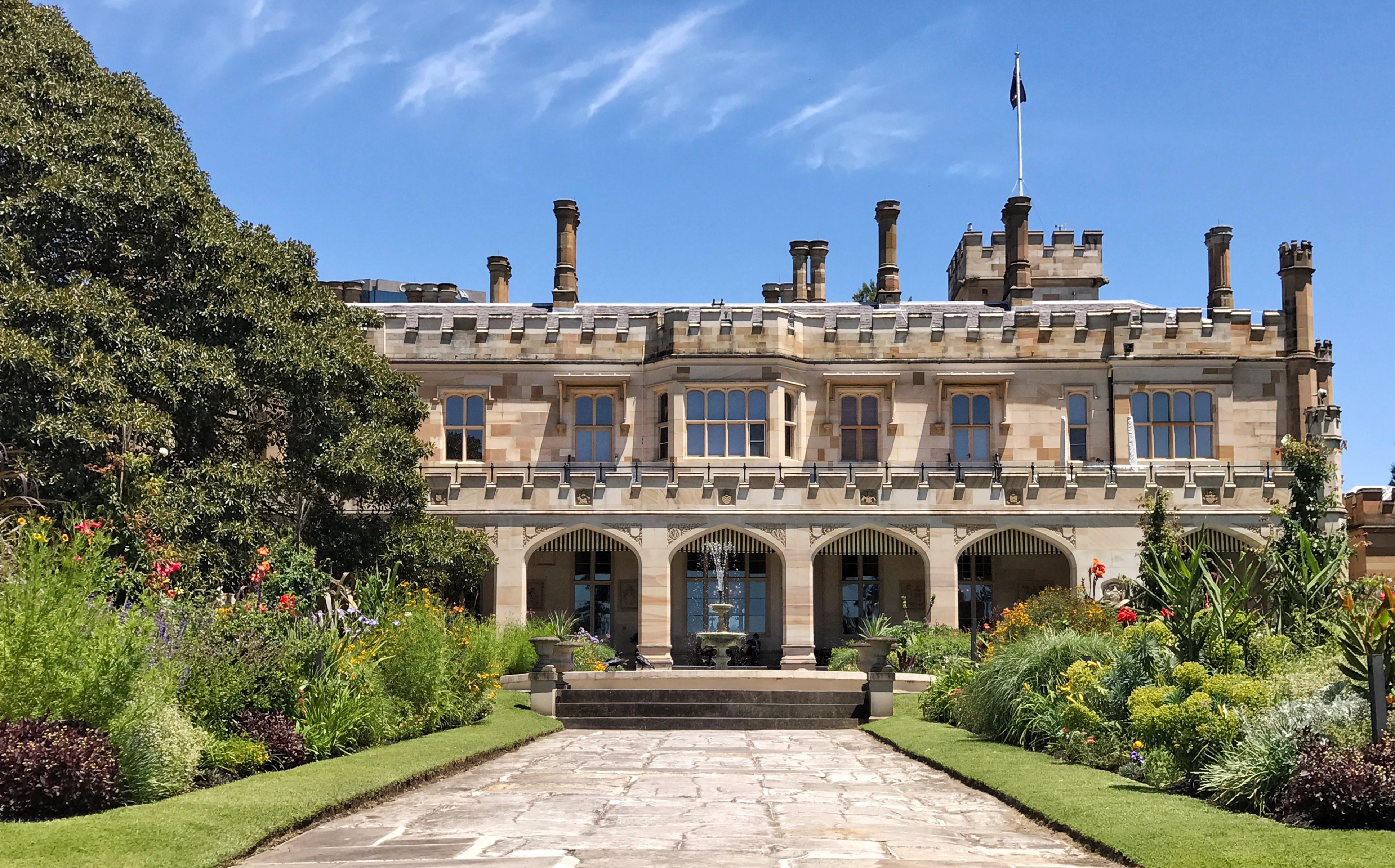 Sydney layover royal botanical government house