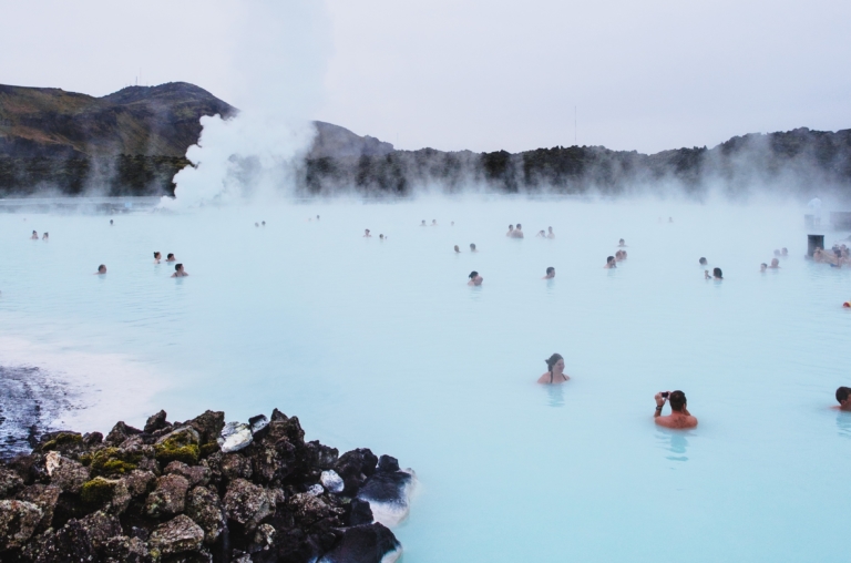 15 Easy Ways To Save Money in Iceland: How to Travel to Iceland on a Budget (And Save More Than $300!)