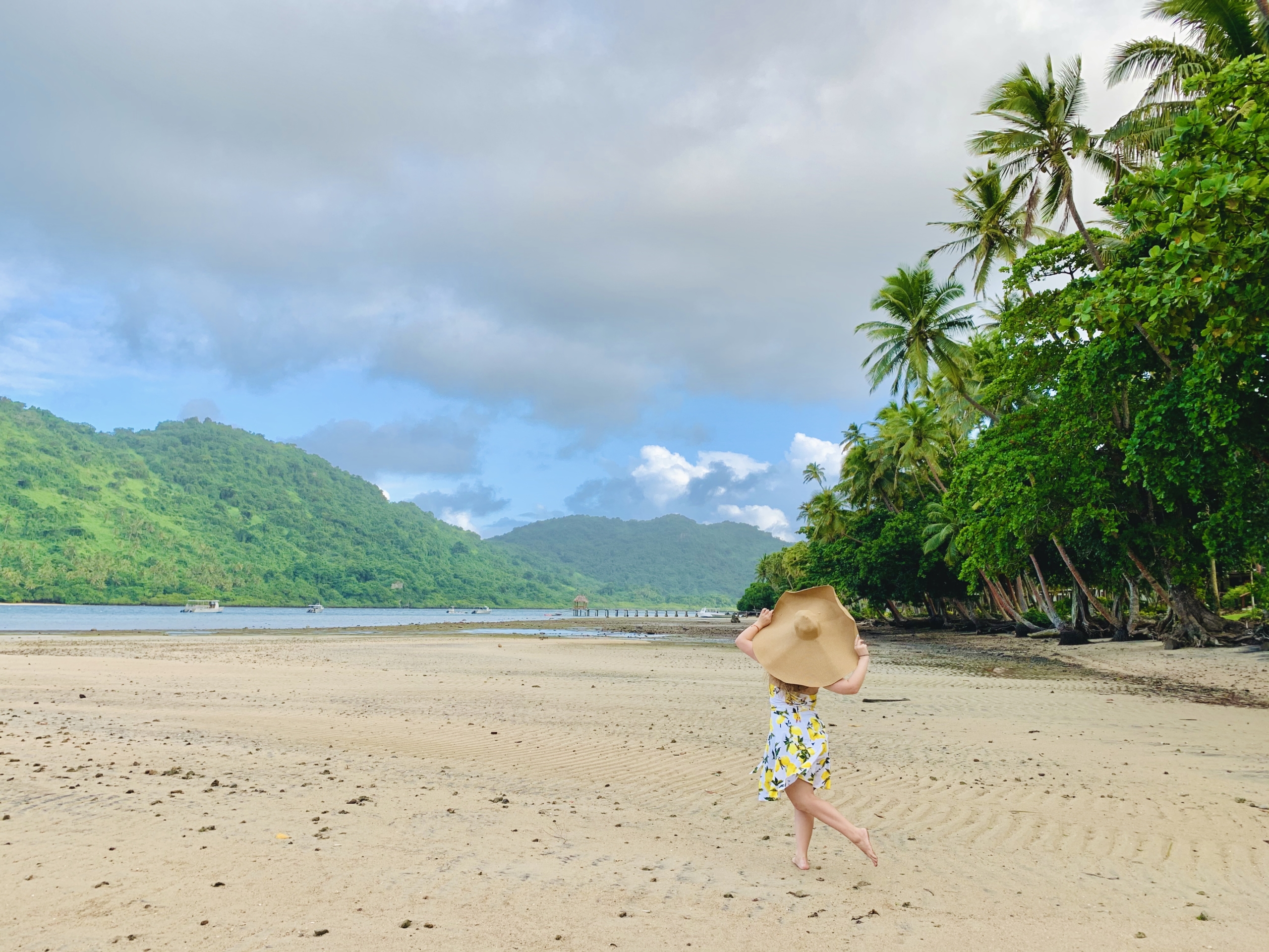fiji-beach-running-travel