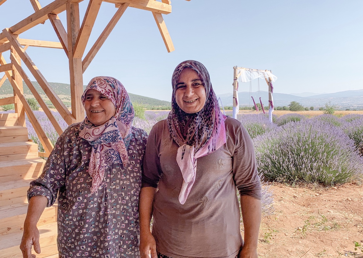 Kuyucak LAVANTA KÖYÜ Turkey Lavender Fields grandmas
