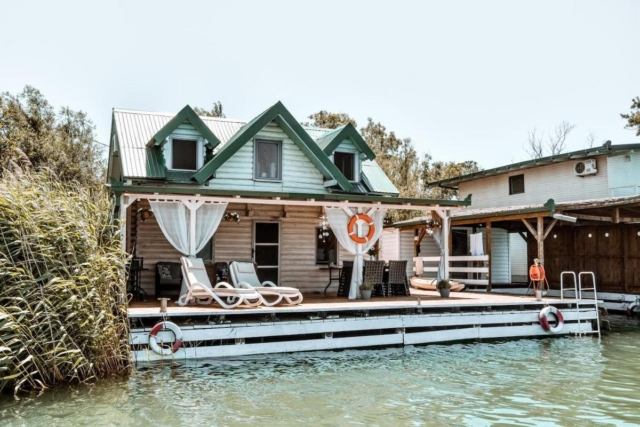 Ada Bojana cabin