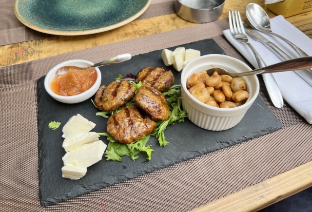 Restaurants in Albania